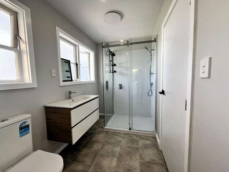 506A Park Road South 10474_16