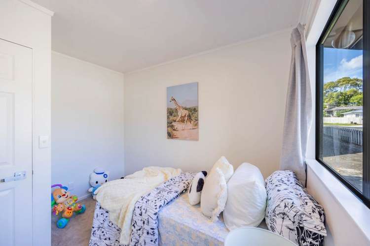 2/73 Bond Crescent Forrest Hill_16