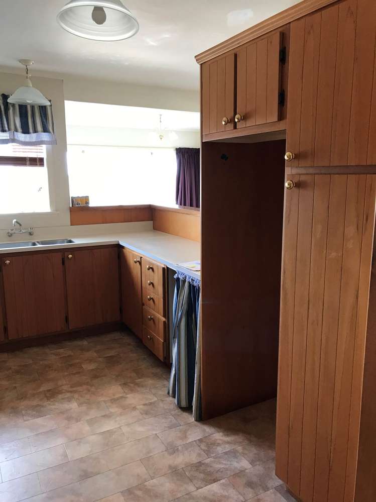 31 Kyle Road Greenhithe_5