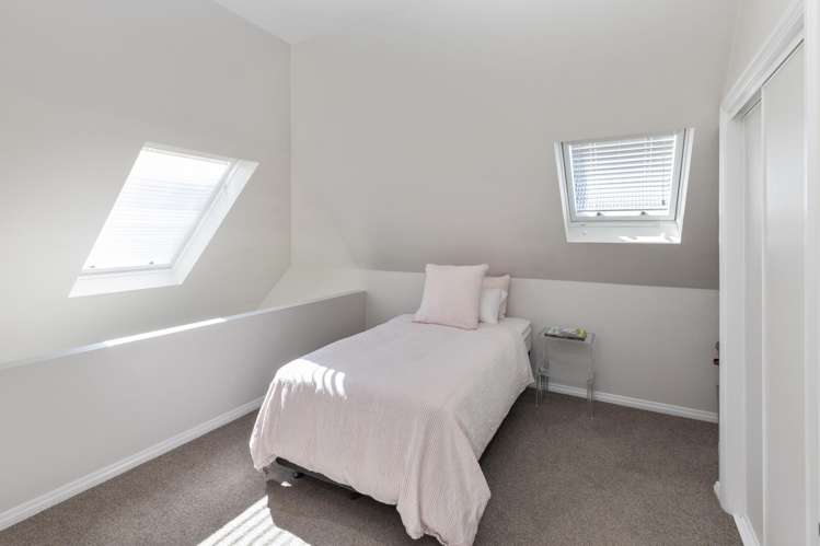 79B Leinster Road Merivale_13