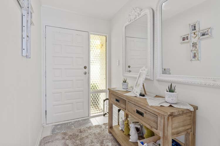 3 Dennis Grove Paraparaumu Beach_5