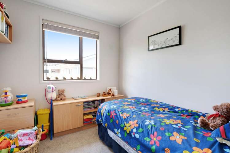 29 Sorrel Crescent Bucklands Beach_21