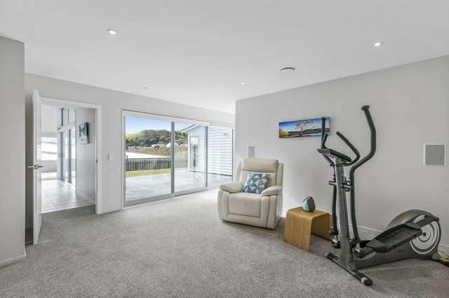 49 Red Beech Avenue Woodridge_4