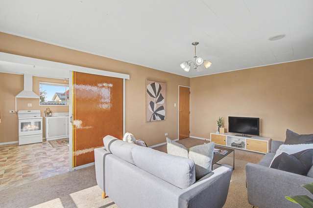 54 Arundel Crescent Strathern_4