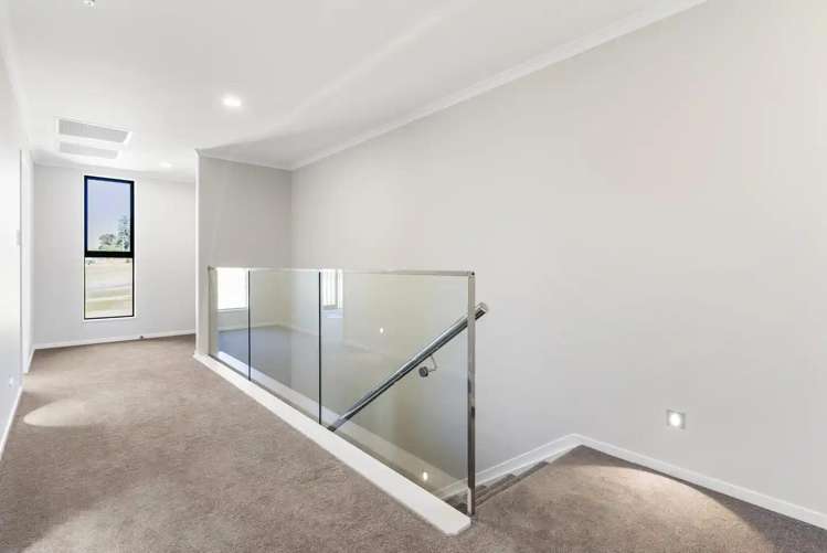 5 Lark Lane Whitford_8