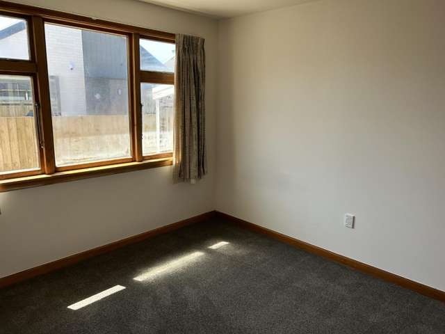 7 Suva Street 1562_2