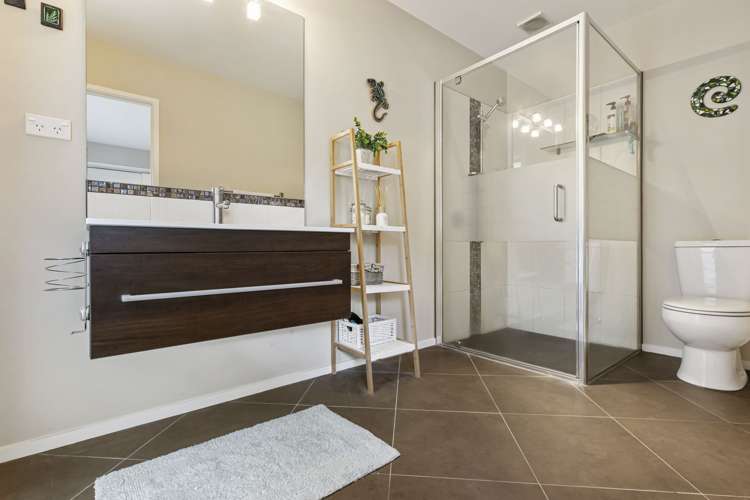 23 Kestrel Avenue Welcome Bay_16