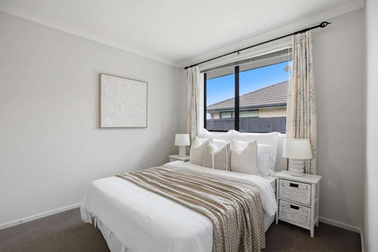 8 Blossom Grove Papamoa_13