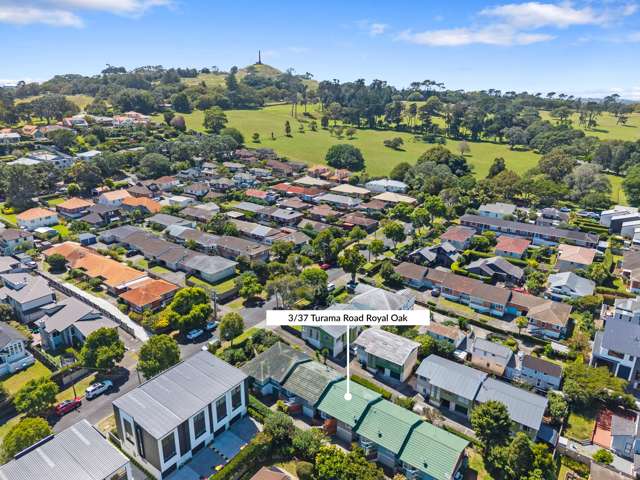 3/37 Turama Road Royal Oak_1