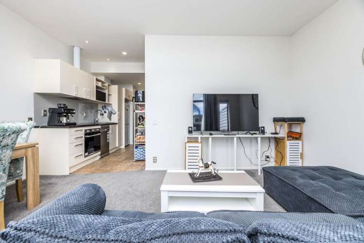 82/92 Bush Road Albany_2