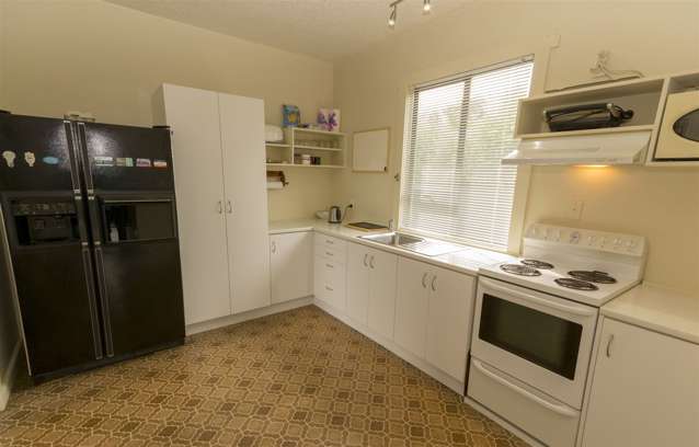 2 Geisha Road Waikuku_2