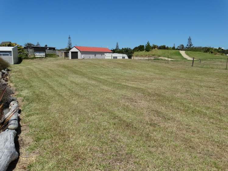 7 Pinedale Crescent Riversdale Beach_4