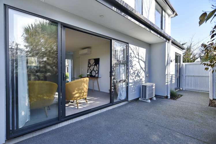 1/139 Stanmore Road Linwood_17