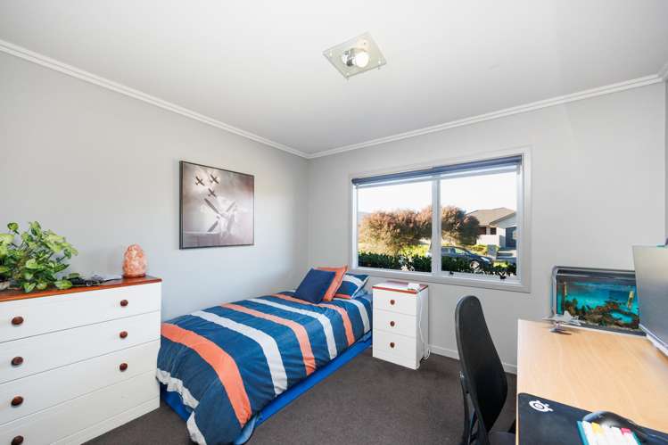 12 Liberty Grove Kelvin Grove_22