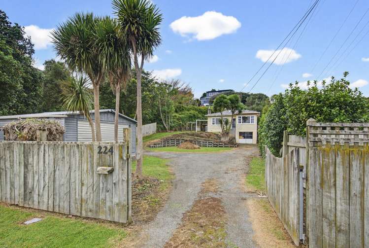 224 Matai Road Raumati Beach_1
