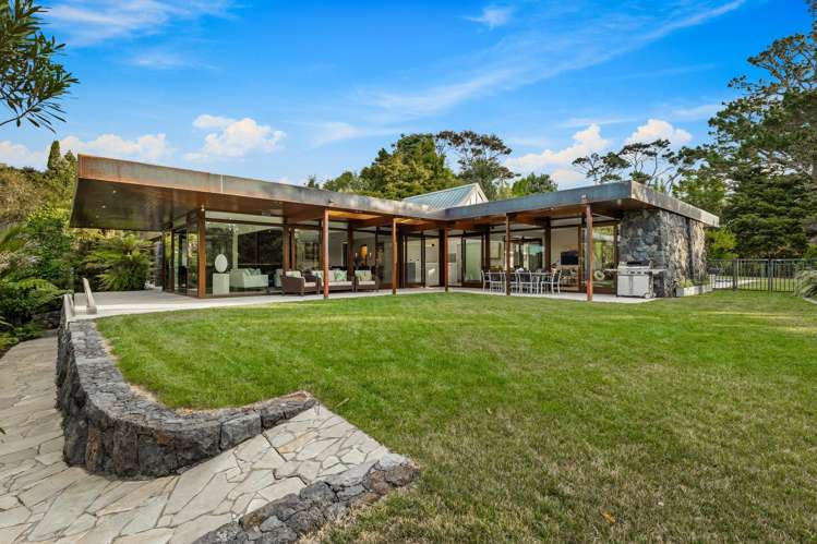 20 Oscar Road Greenhithe_9