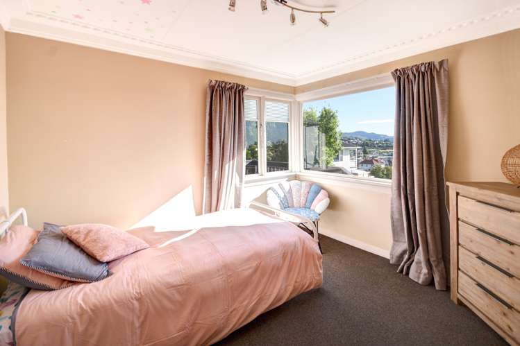 37 Easther Crescent Kew_13