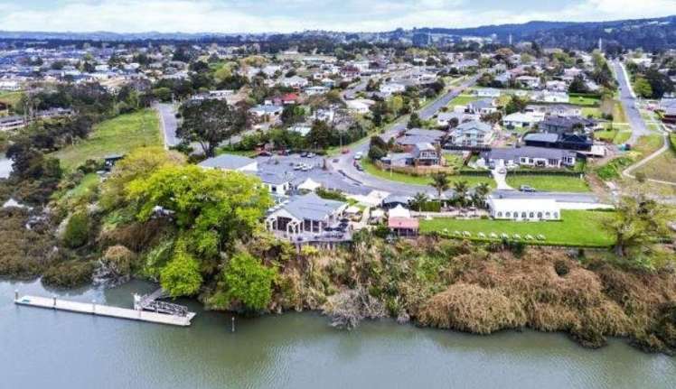 41 Elliot Street Riverhead_6