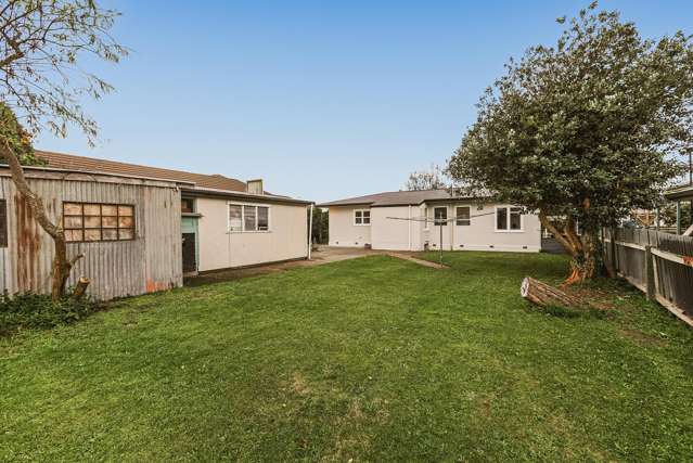 809 Maitland Crescent Mayfair_2