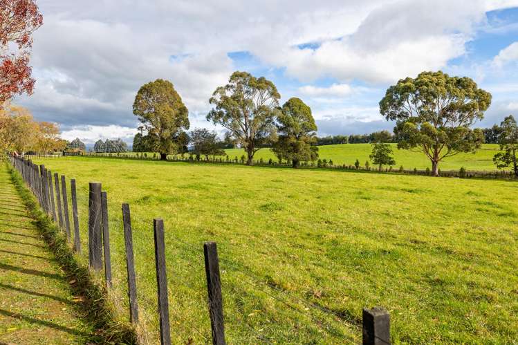 139 Woodlands Road Carterton_16