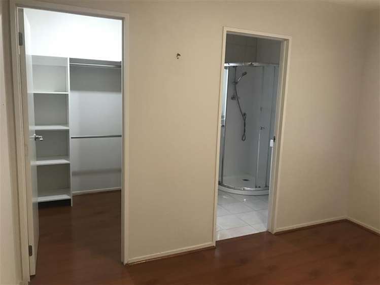 7 John Broad Place Flat Bush_8