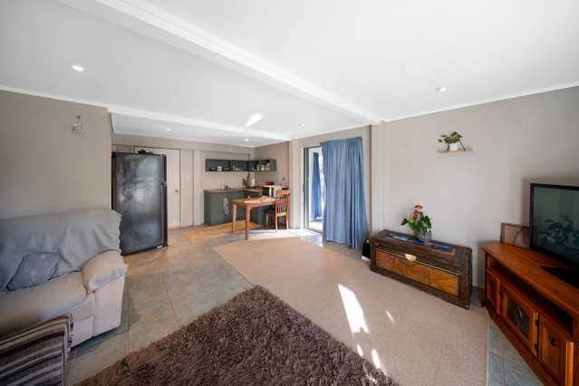 33B Earlsworth Road Mangere East_3