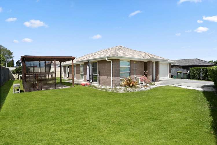 7 Astor Avenue Dinsdale_1