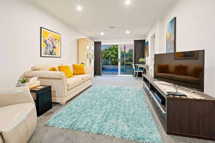 5 Taitua Drive Te Atatu South_6