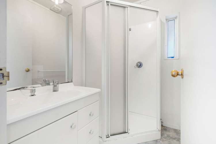 15 The Oaks Ellerslie_13