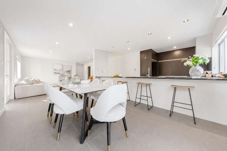 18 Bintulu Place Fairview Heights_6