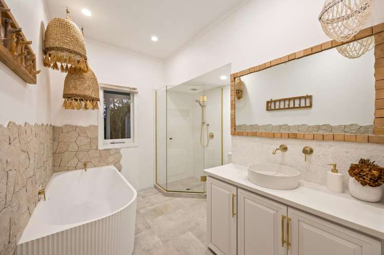 161 Monument Road Clevedon_14