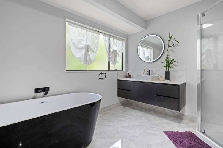 86 Manhattan Heights Glendene_16