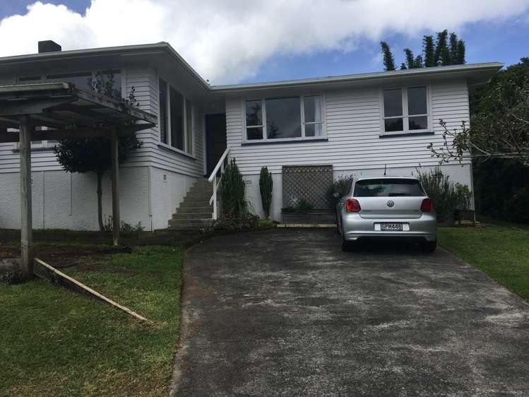 191 Edmonton Road Te Atatu South_1