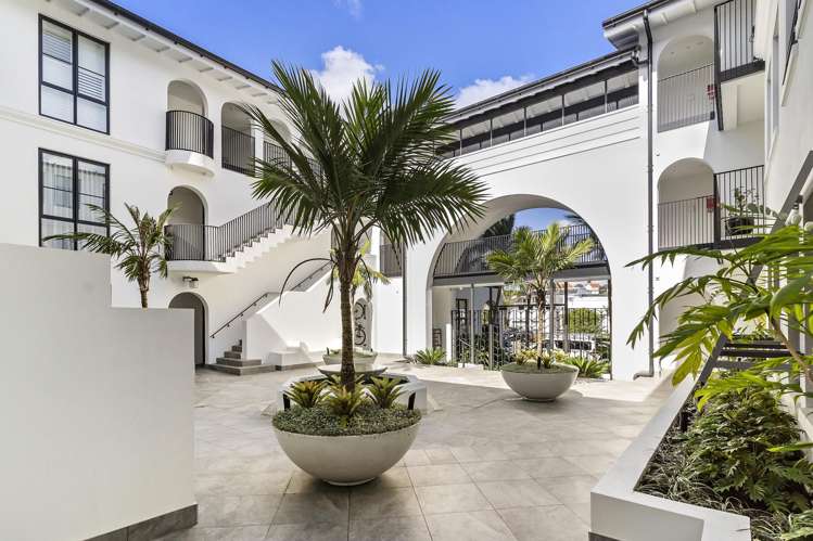 203/2 Tagalad Road Mission Bay_19