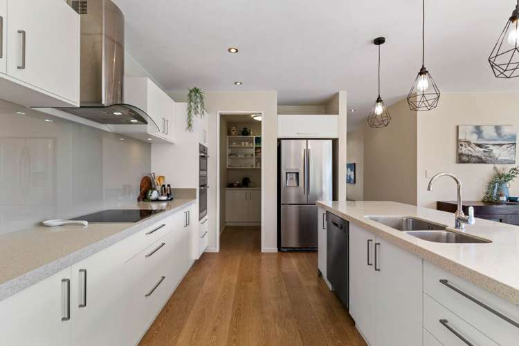 55 Liberty Crescent Beachlands_9