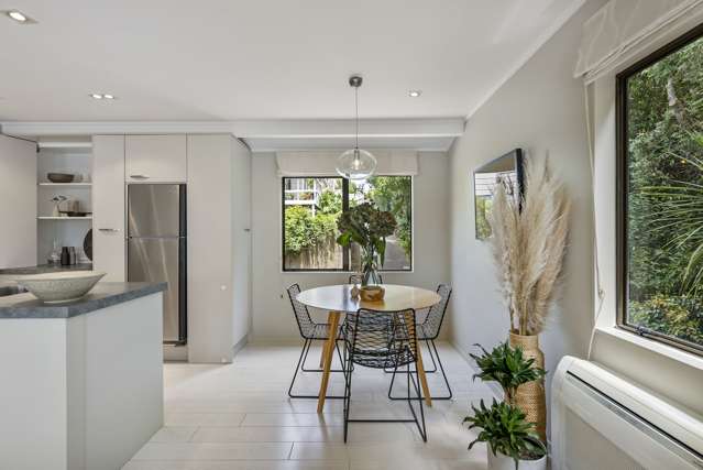 4/37 Onewa Road Northcote_4