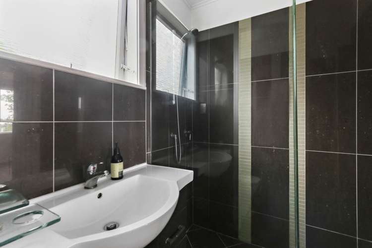 110 Eskdale Road Birkdale_9