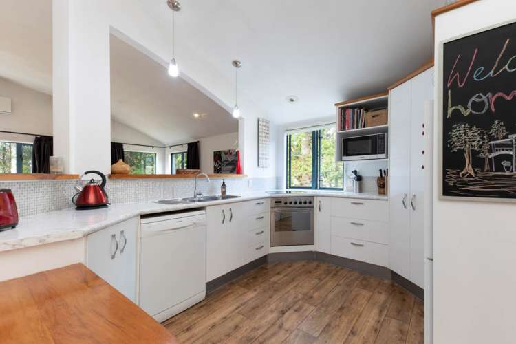 220 Woodlands Park Road Titirangi_6