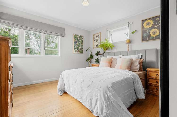 9 Wall Street Nawton_7