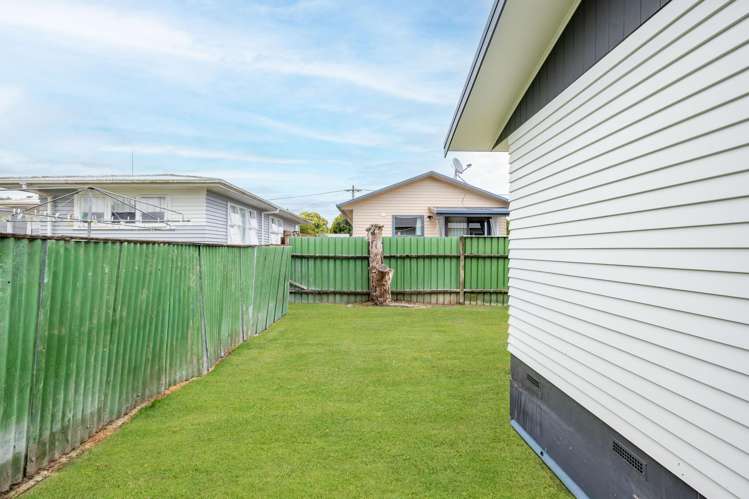 4 Colstone Street Glenview_19