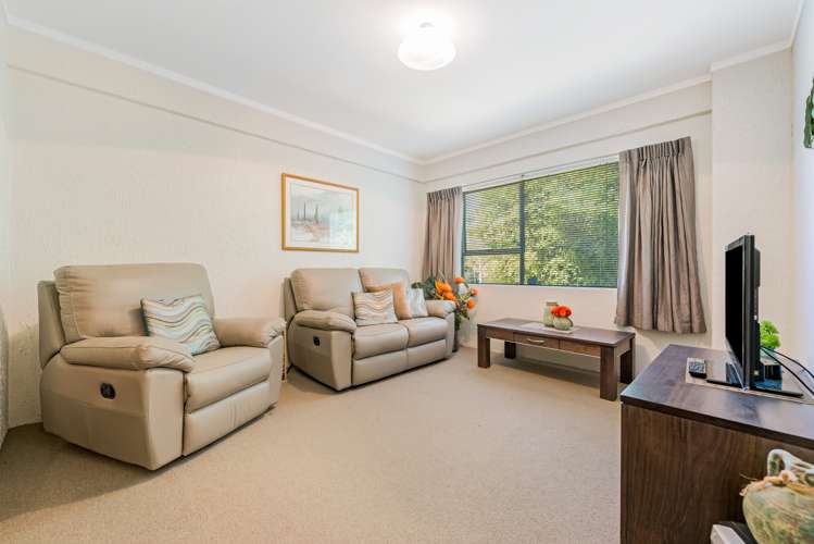 27 Faith Bullock Place New Lynn_9