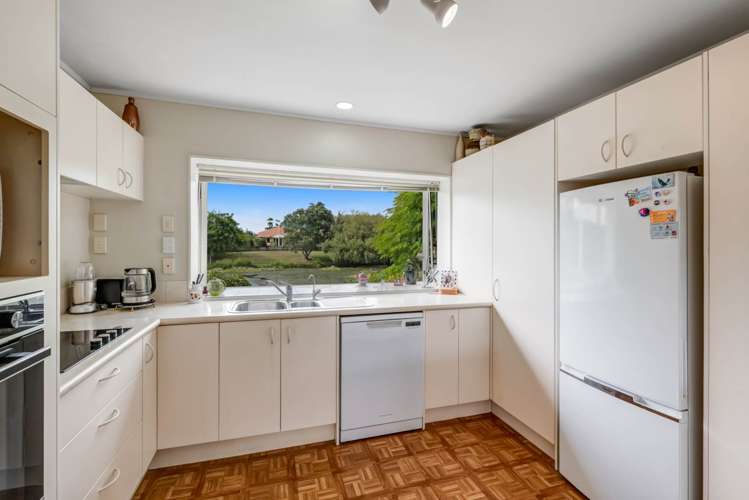 17 McGowan Place Orewa_9