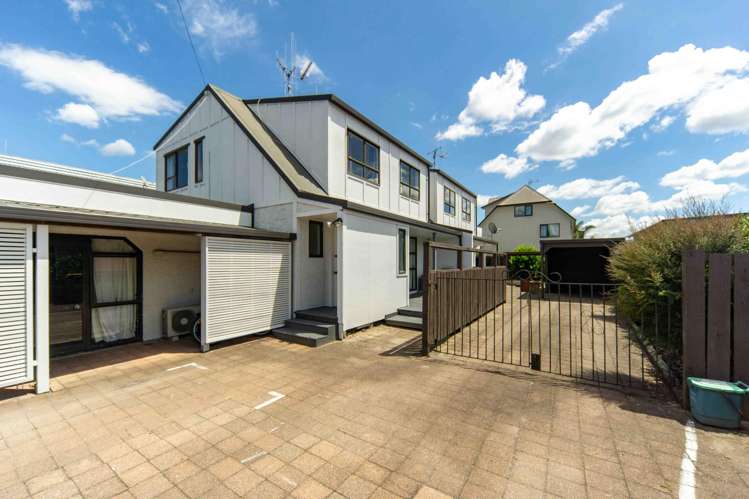 3/125A Knighton Road Hillcrest_18