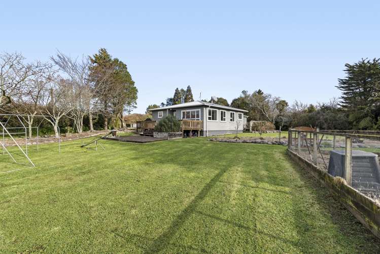 1870 Egmont Road Inglewood_22