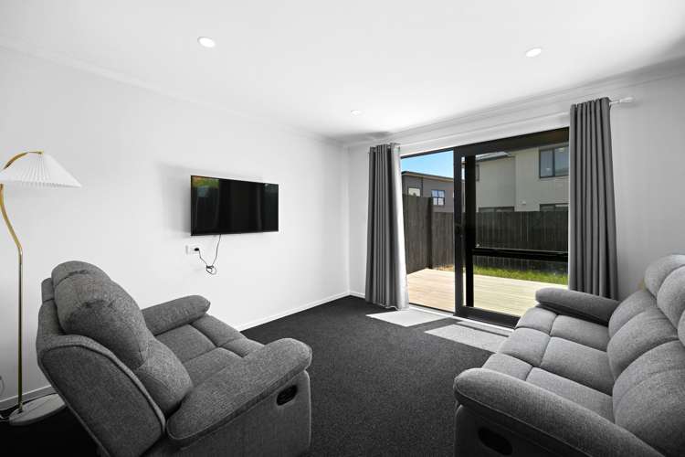 2A Oku Close Hillcrest_4