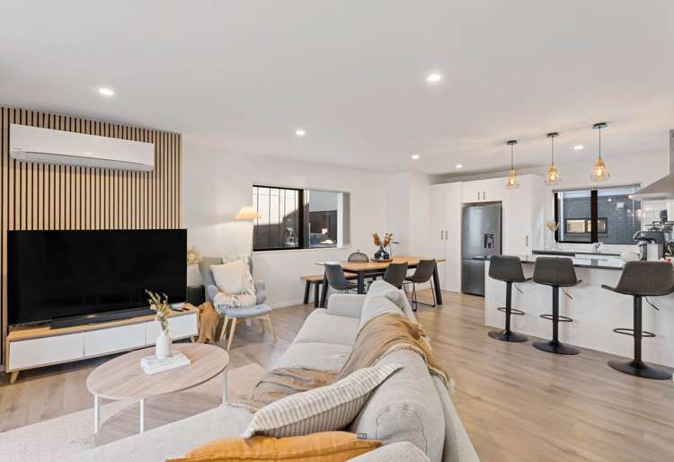 63 Black Beech Crescent Takanini_2