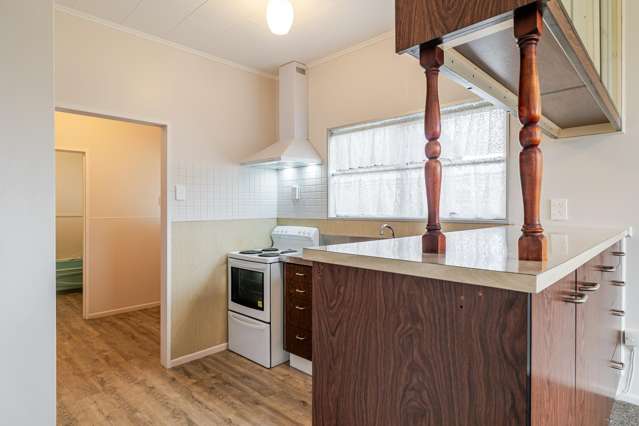 3 Crewe Street Pahiatua_2