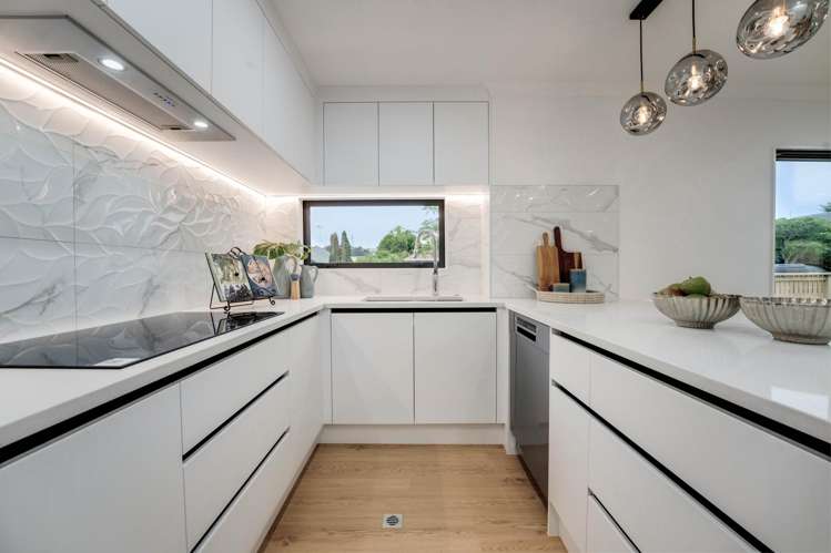 5 Pyatt Crescent St Johns_4