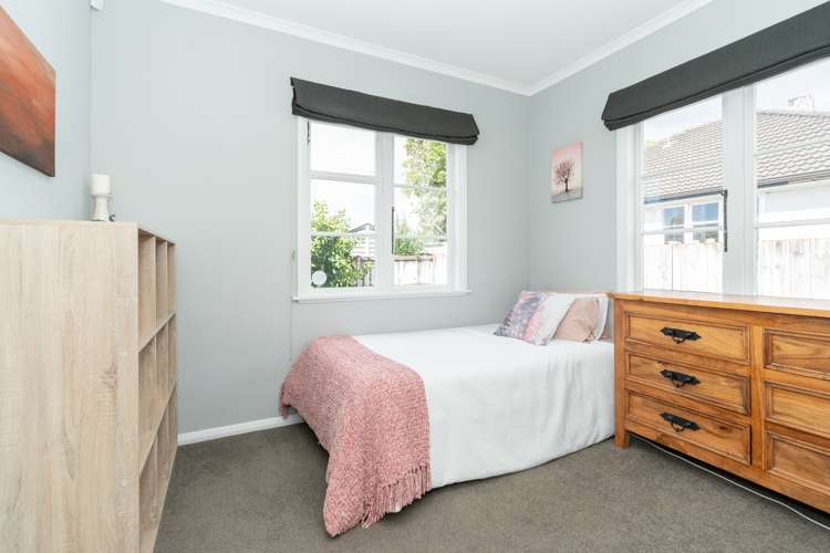 2a Bains Avenue Hamilton East_16