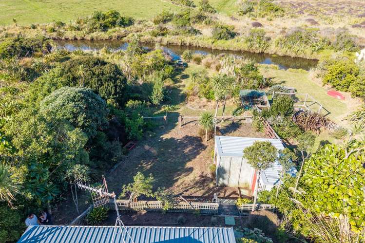 4 Moana Street Otaki Beach_28